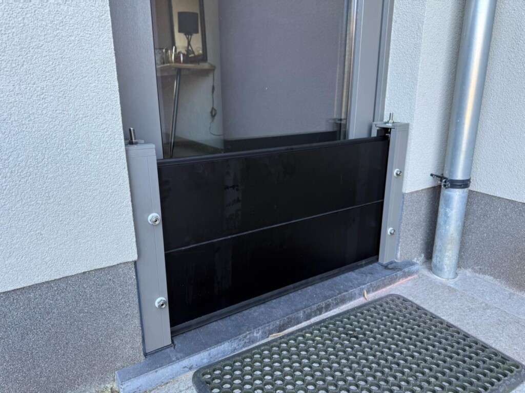 Barriere anti inondation Vertu protect installée en Belgique