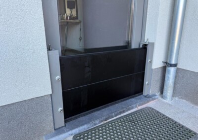 Barriere anti inondation Vertu protect installée en Belgique