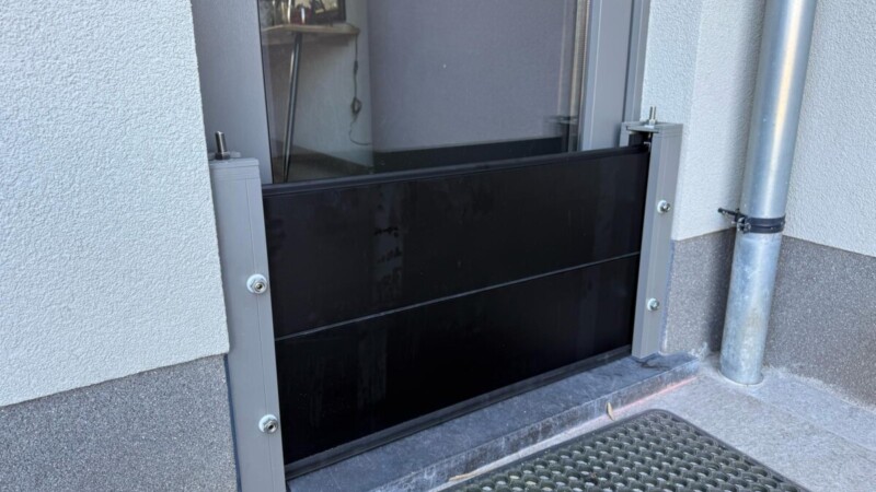 Barriere anti inondation Vertu protect installée en Belgique